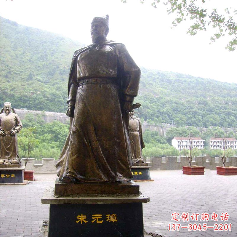 沈阳传承古代荣耀，朱元璋帝王铜雕塑像