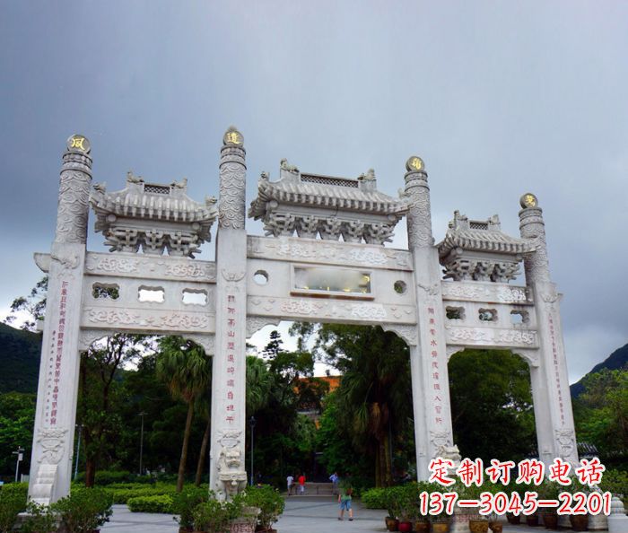 沈阳中领雕塑是一家专业的雕塑定制厂家,拥有多…