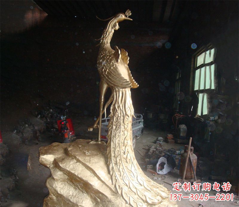 沈阳孔雀雕塑