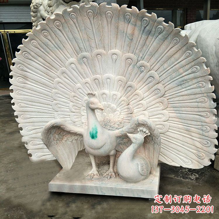 沈阳孔雀汉白玉石雕