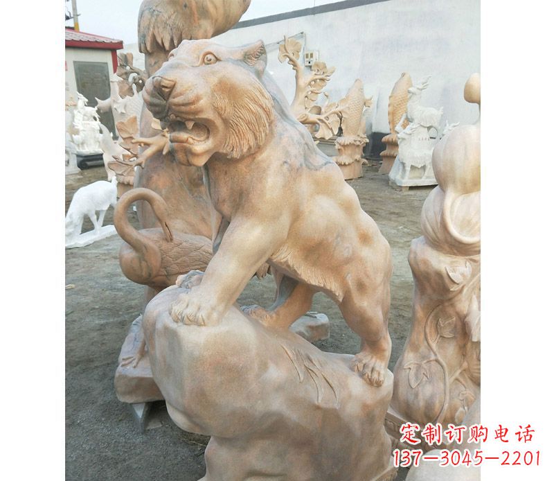 沈阳老虎石雕公园十二生肖动物