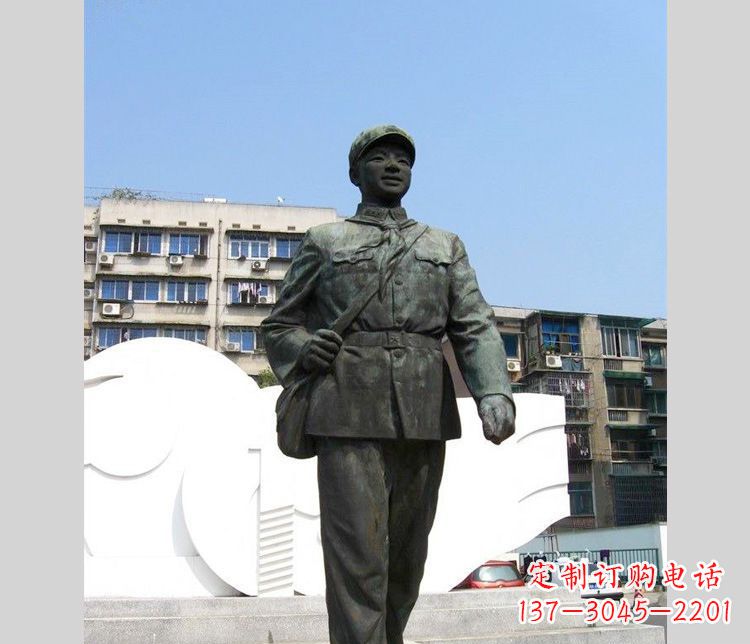沈阳定制雷锋雕塑,体现英雄精神