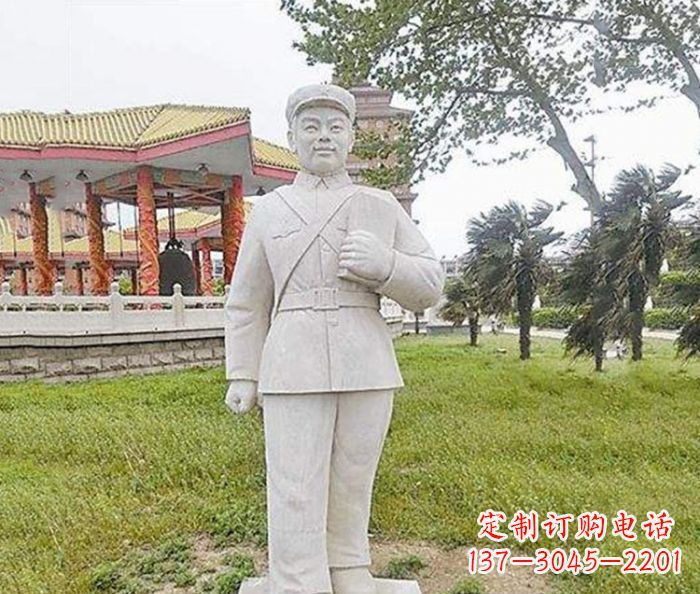 沈阳雷锋石雕——传承奉献精神