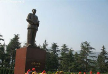 沈阳定制雕塑之毛主席铜雕