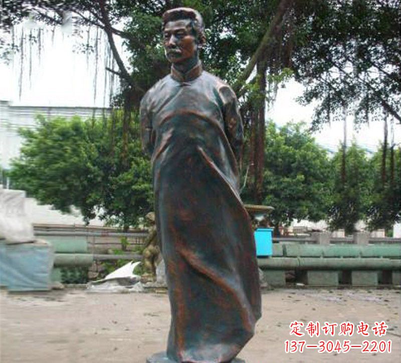 沈阳青铜雕塑,精致鲁迅雕像