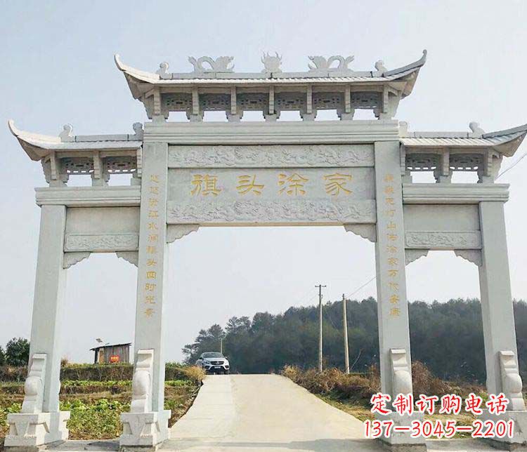 沈阳三门牌坊石雕——精美雕塑,缔造传承