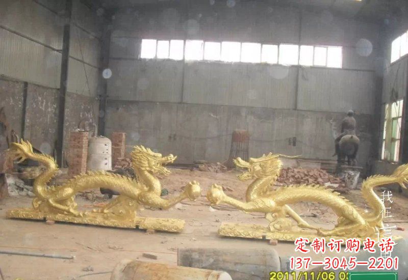 沈阳双龙戏珠铜雕