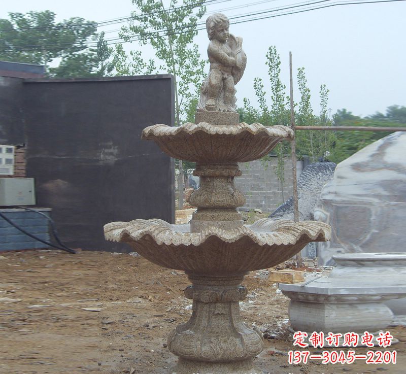 沈阳双手捧钵的石雕佛像
