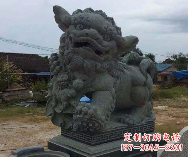 沈阳寺庙景观南方狮子石雕