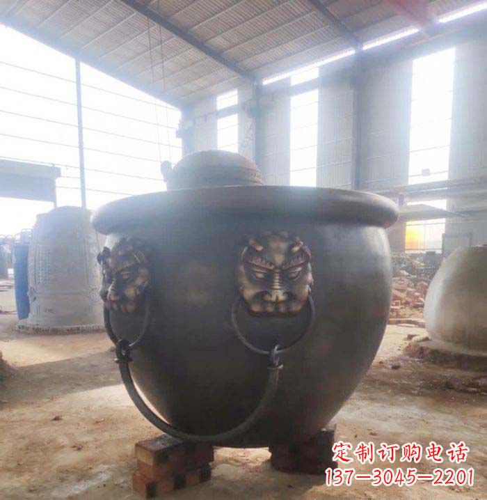 沈阳寺庙水缸铜雕