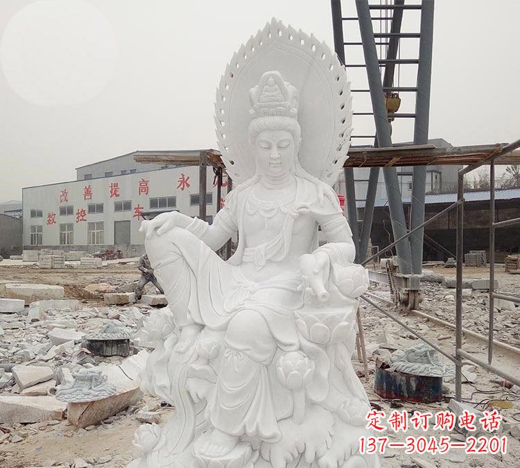 沈阳寺庙自在观音雕像
