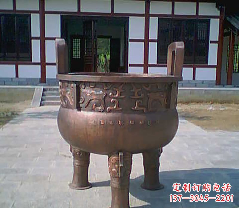 沈阳铜雕广场圆形香炉