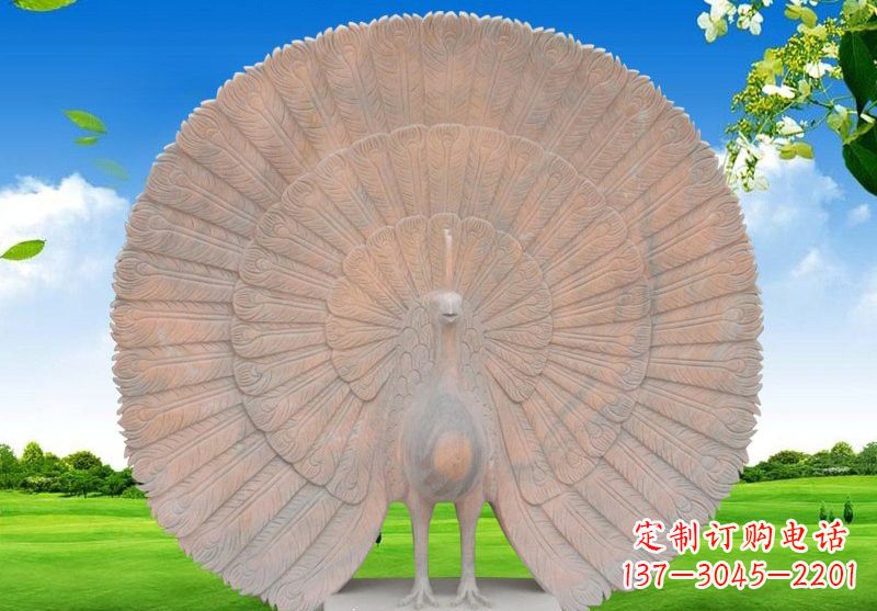 沈阳晚霞红开屏孔雀雕塑