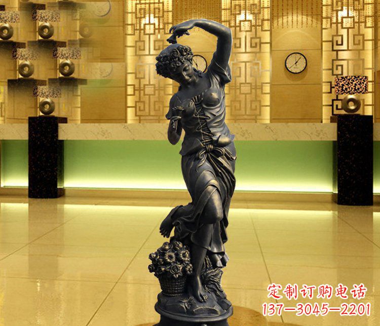 沈阳西方女人别墅景观铜雕