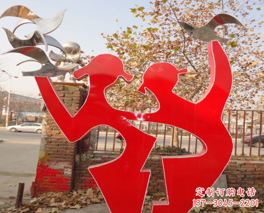 沈阳校园不锈钢剪影人物和和平鸽雕塑