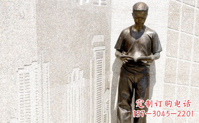 沈阳校园看书的学生人物铜雕