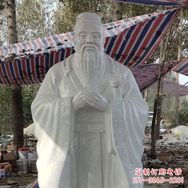 沈阳校园孔子雕像