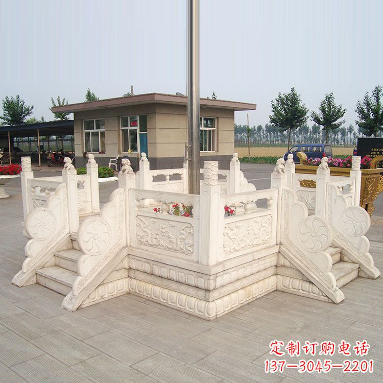沈阳学校校园芝麻白广场升旗台