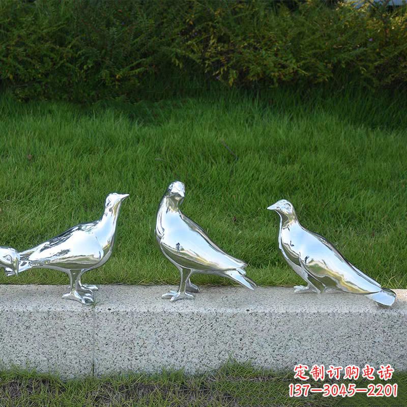 沈阳银白色不锈钢电镀鸽子雕塑摆件