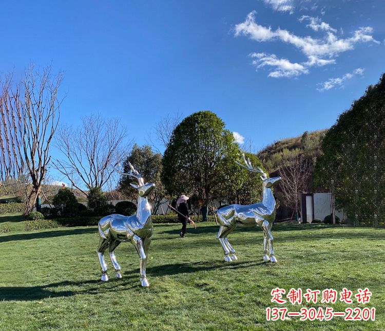 沈阳园林镜面不锈钢梅花鹿雕塑