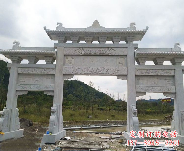 沈阳忠义石牌坊
